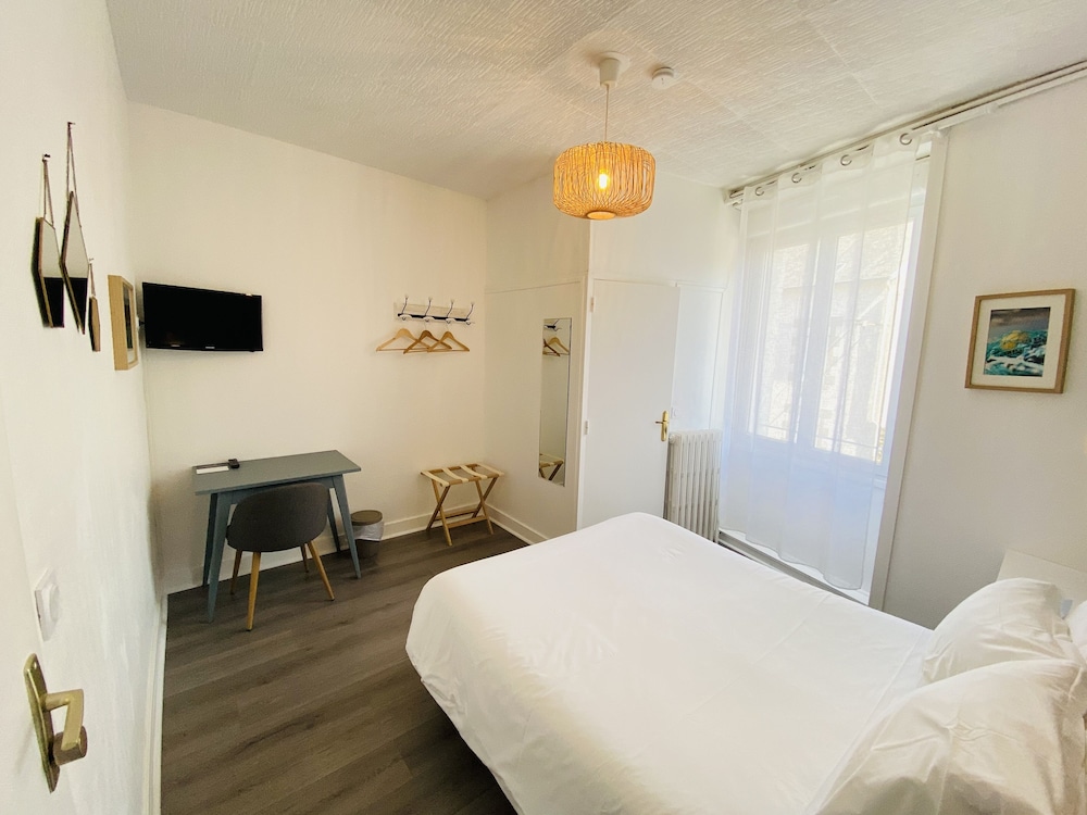 Hôtel Saint-Michel 22/50