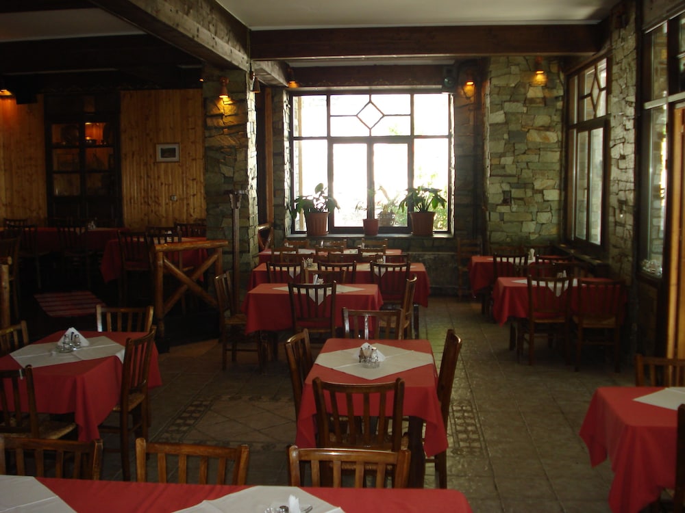Hani Zisi Hotel 31/50