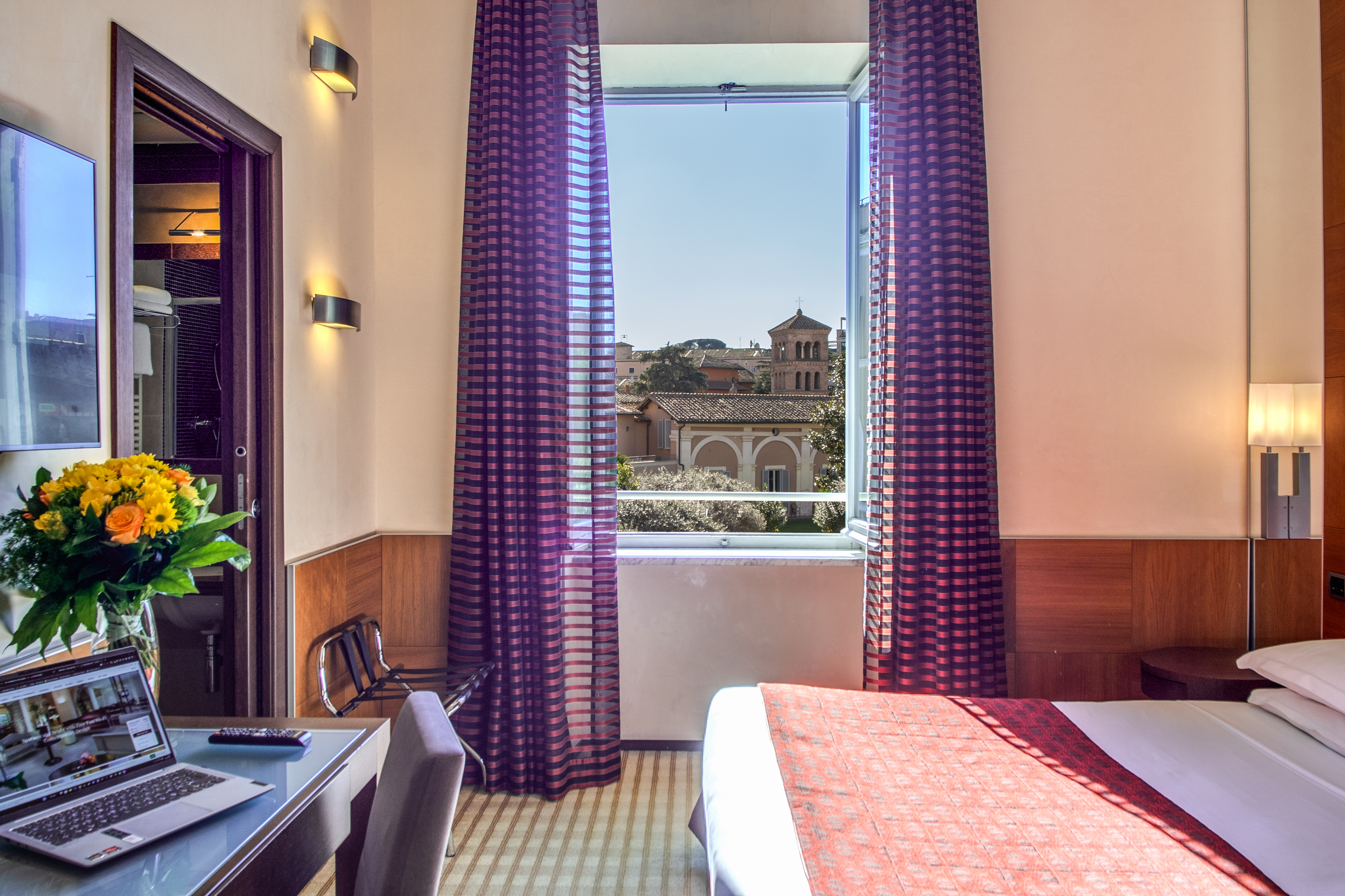 غرفة بسرير مزدوج أو سريرين منفصلين بإطلالة، Kolbe Hotel Rome 5/5