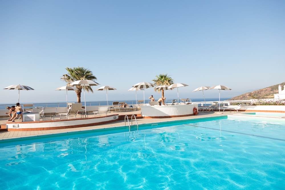 LH Pedraladda Resort 56/58
