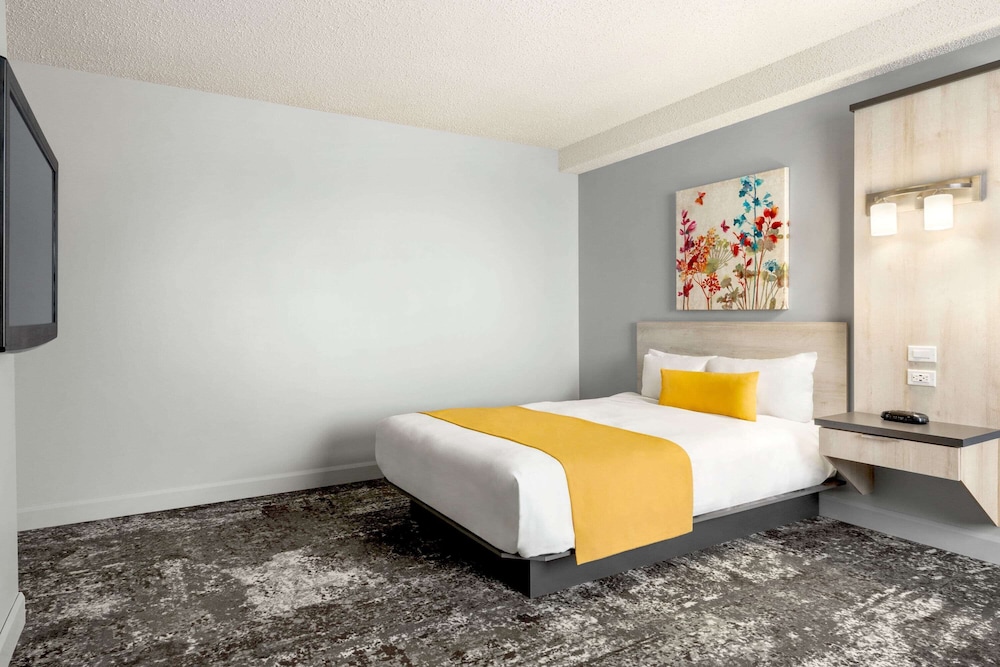 Travelodge By Wyndham Alma 25/50