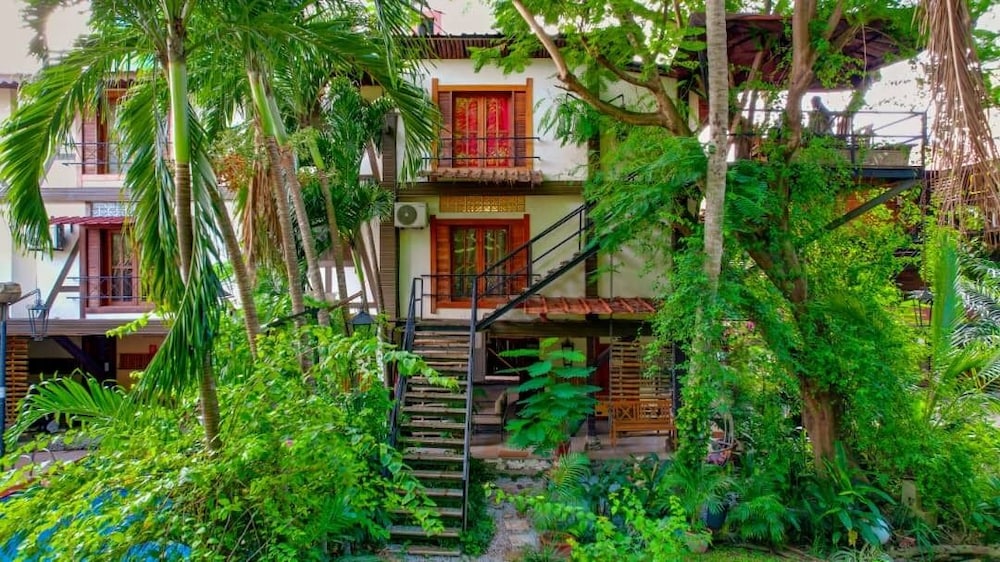 Boutique Hotel Pavillon 41/50