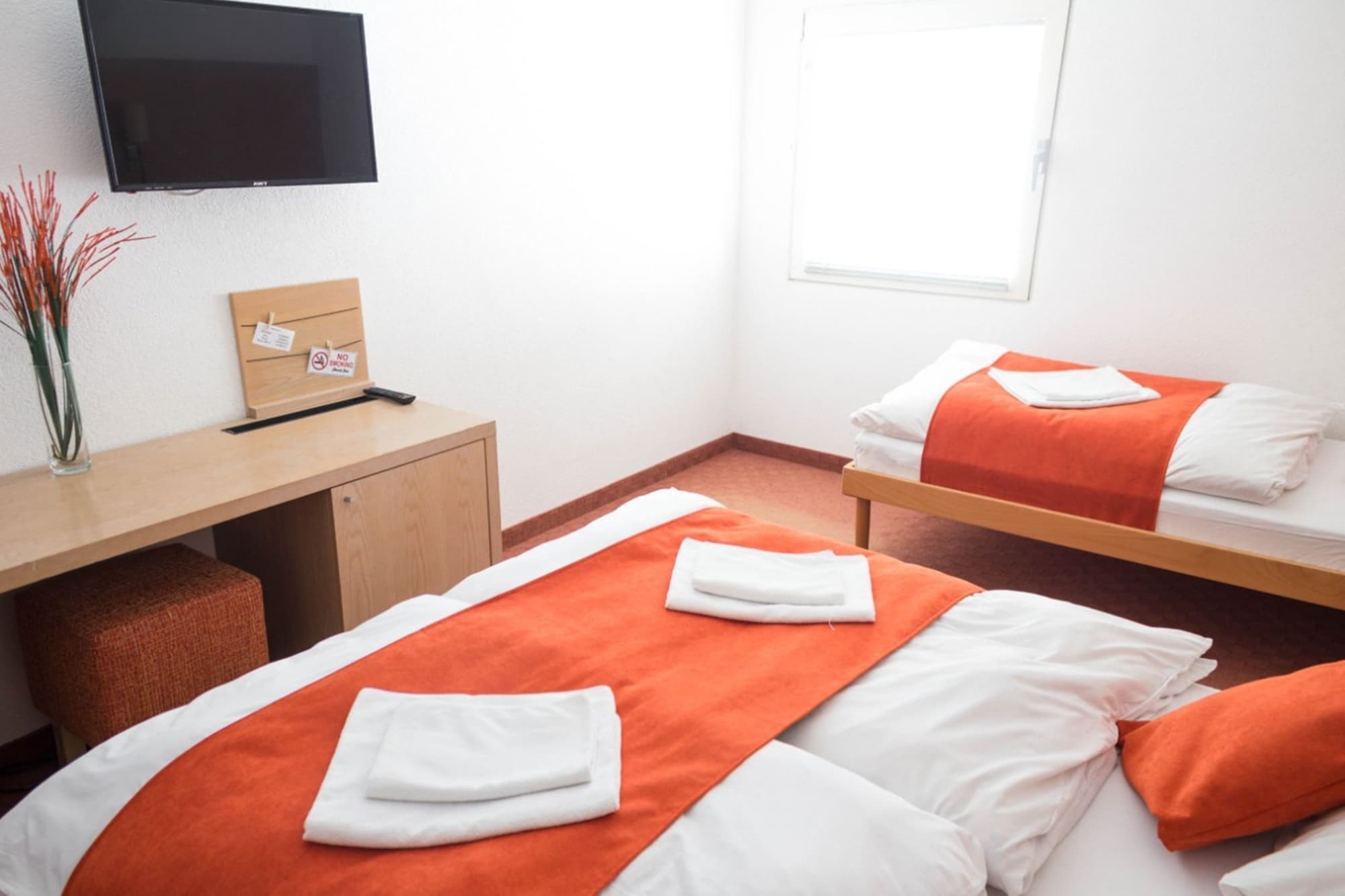 غرفة قياسية بسريرين منفصلين، Motel Deny 6/10