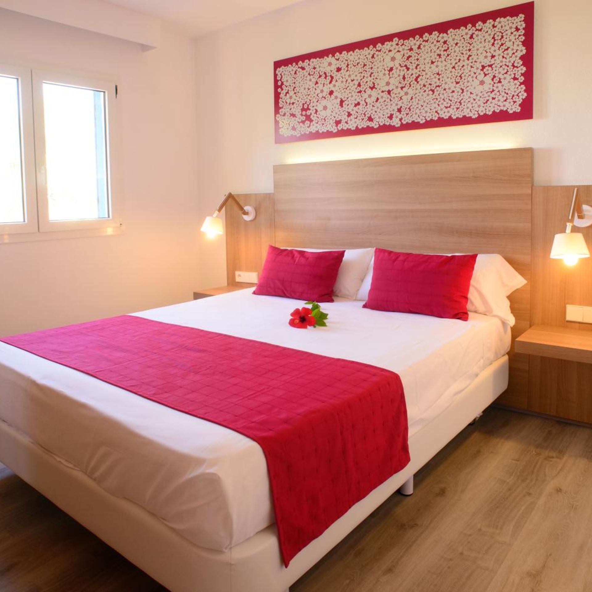 جناح جونيور بإطلالة على الحديقة، Cala Llenya Resort Ibiza Formerly Ola Club Cala Llenya 2/6