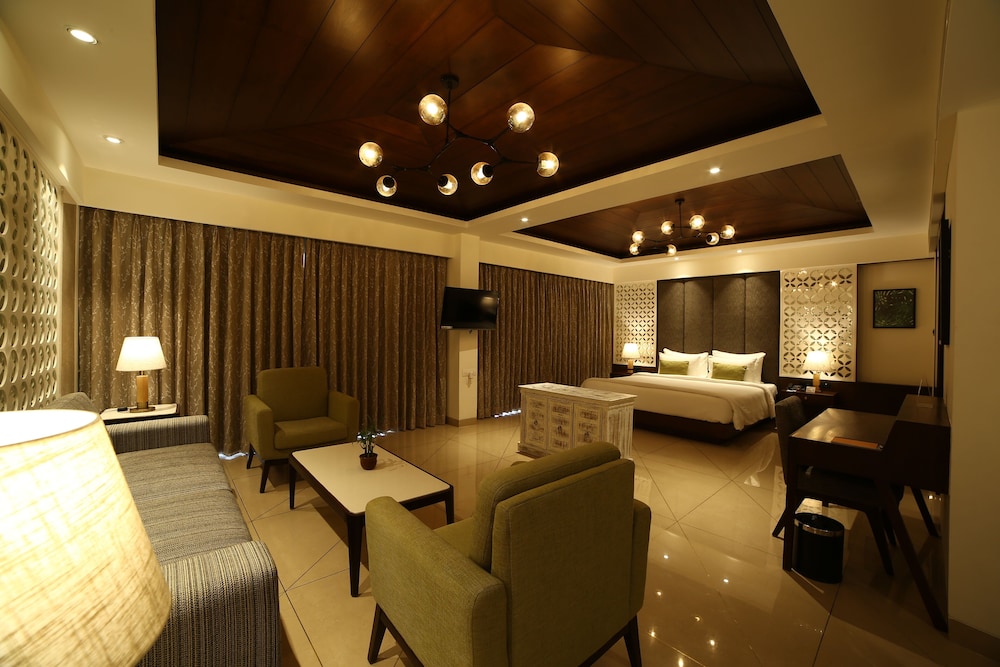 Lagoona Resort 63/78