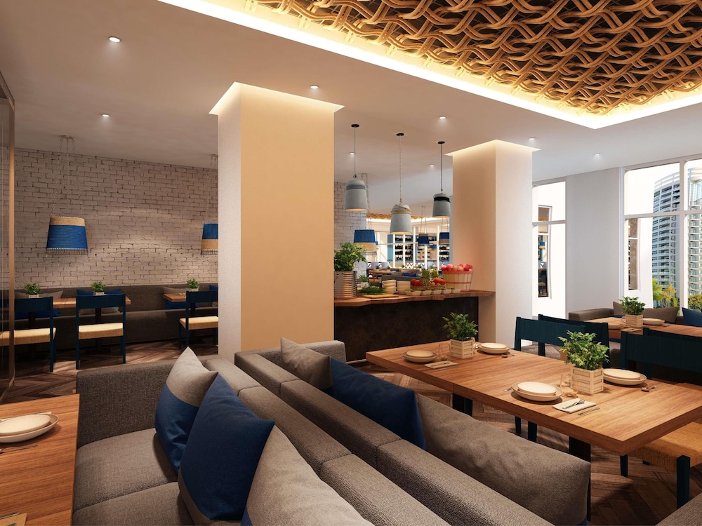 Mercure Dubai Deira 42/61