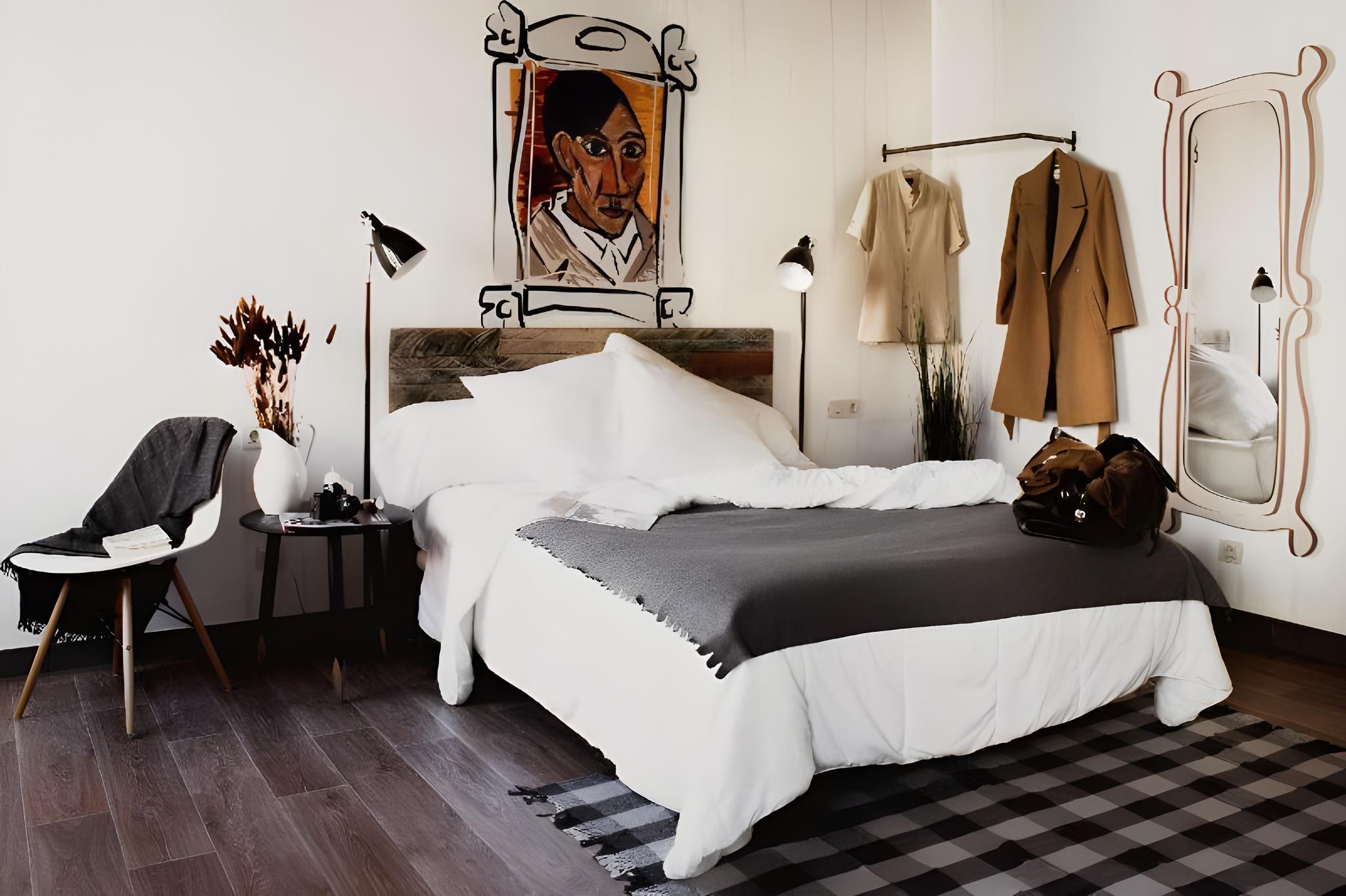 Room, Double or Twin Bed