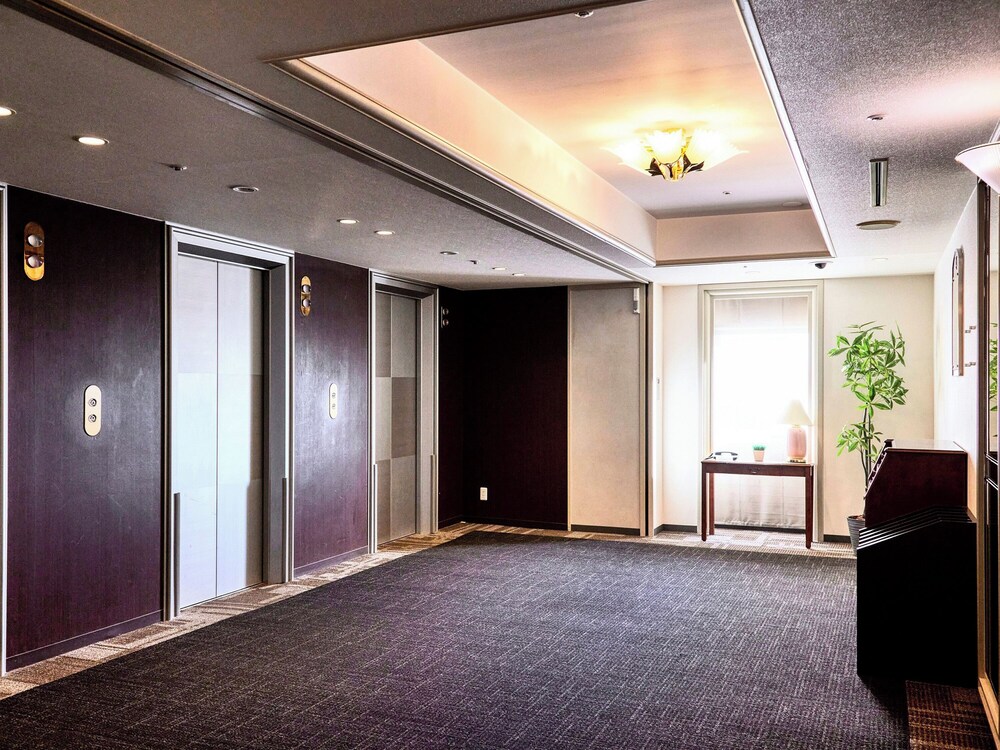 Royal Pines Hotel Chiba 32/50