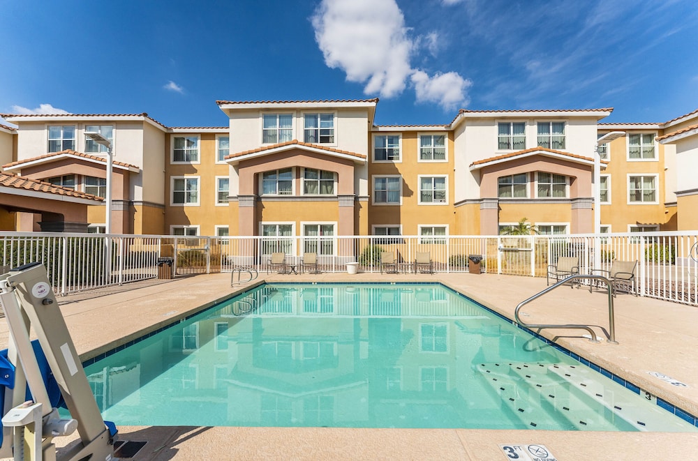 HOMEWOOD SUITES PHOENIX-SCOTTSDALE thumb 4