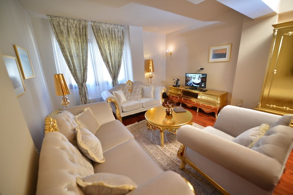 BUSHI RESORT AND SPA HOTEL 32/50