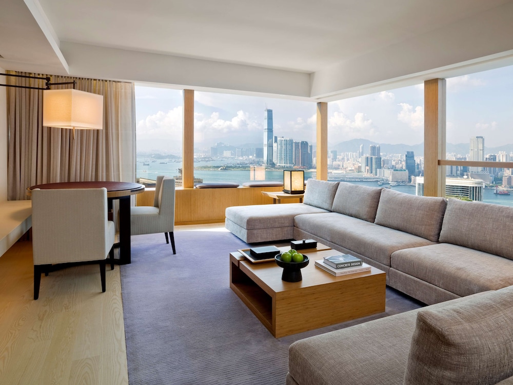 Upper House Hong Kong 44/65