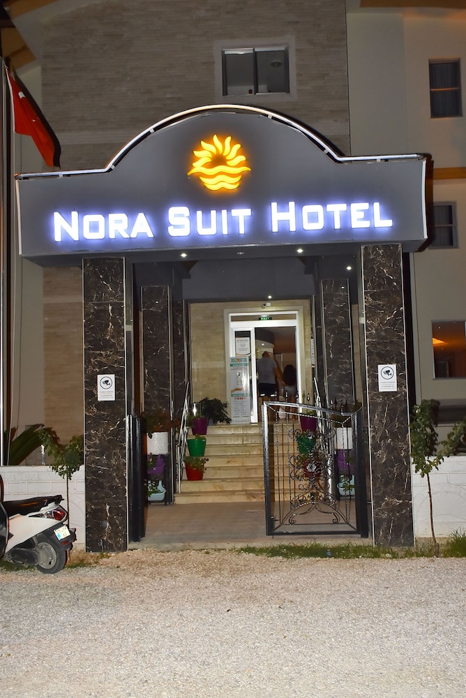 Nora Suit Hotel 41/50