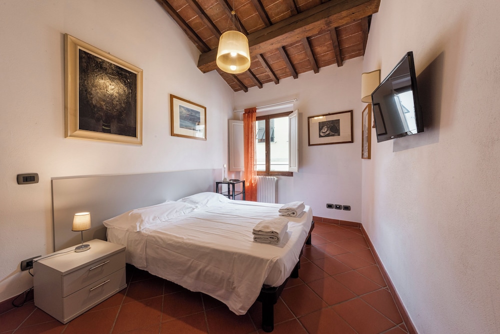San Frediano House 5/25
