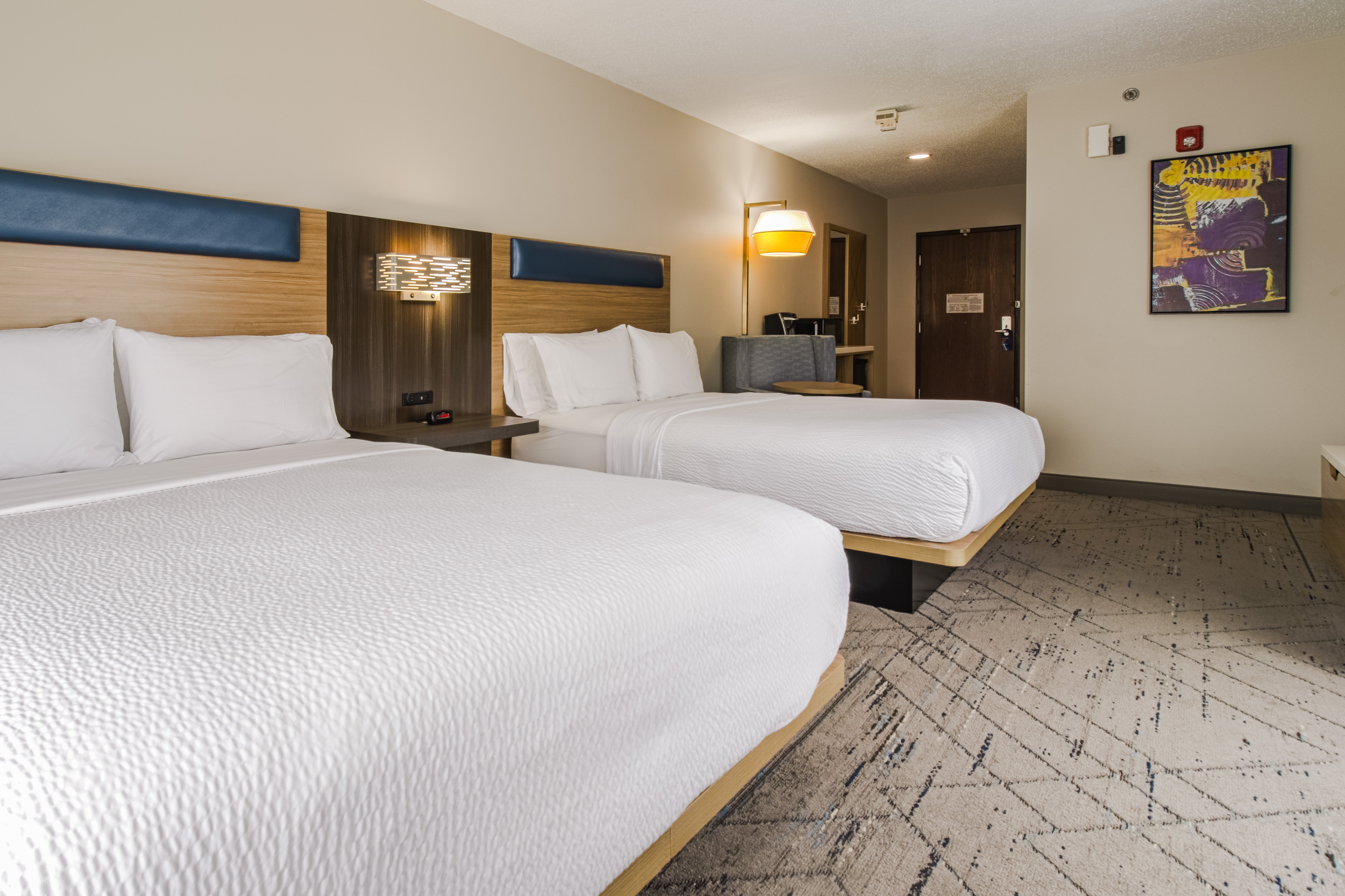 Holiday Inn Express Newington 18/50