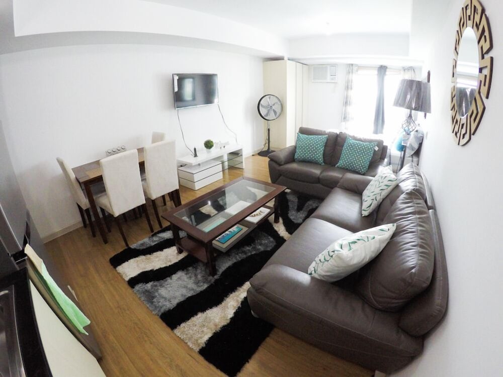 Studio Unit At Abreeza Place 25/50