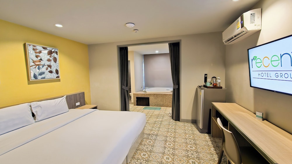 Recenta Suite Phuket Suanluang 17/50