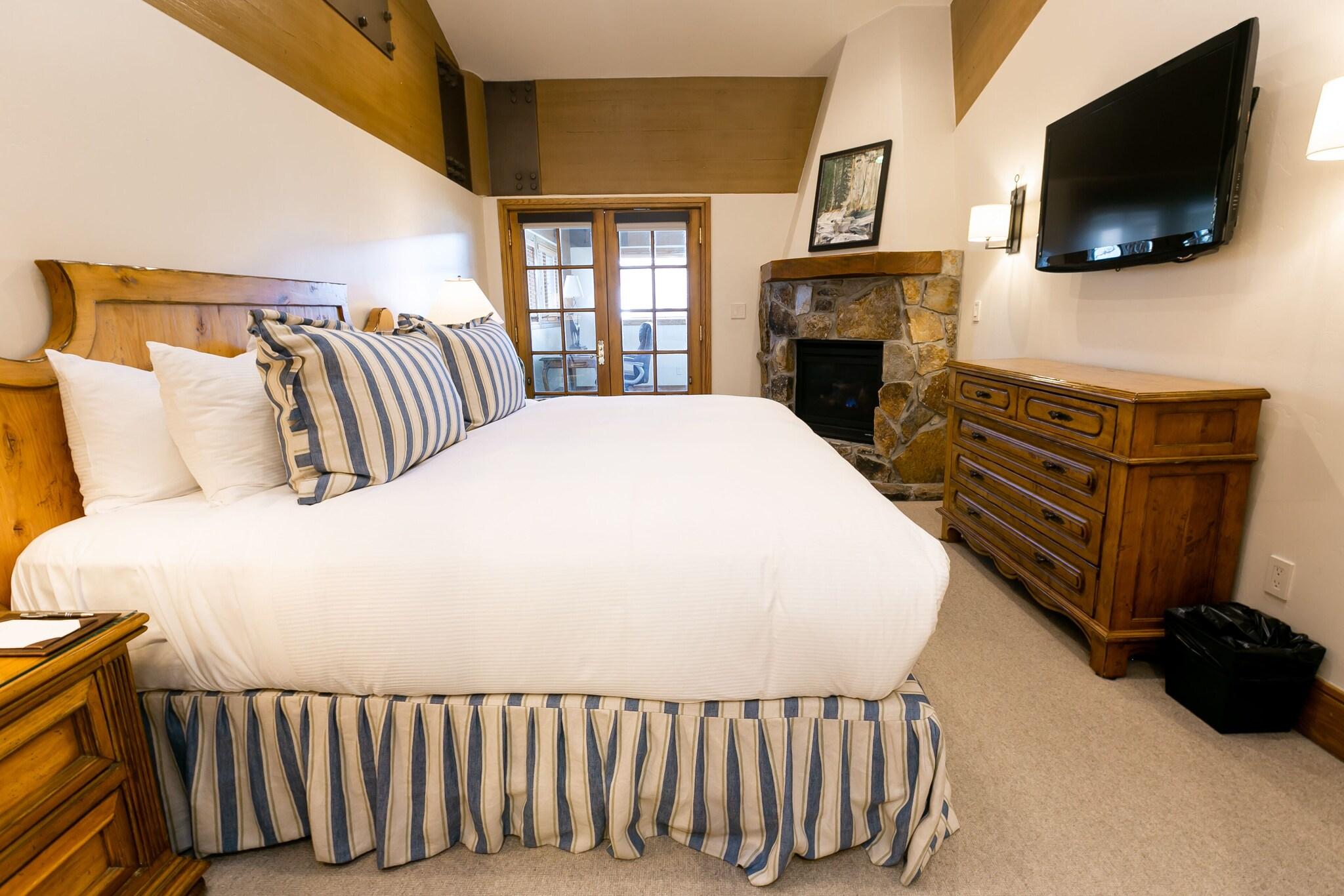 2 Bedrooms, Loft, Suite