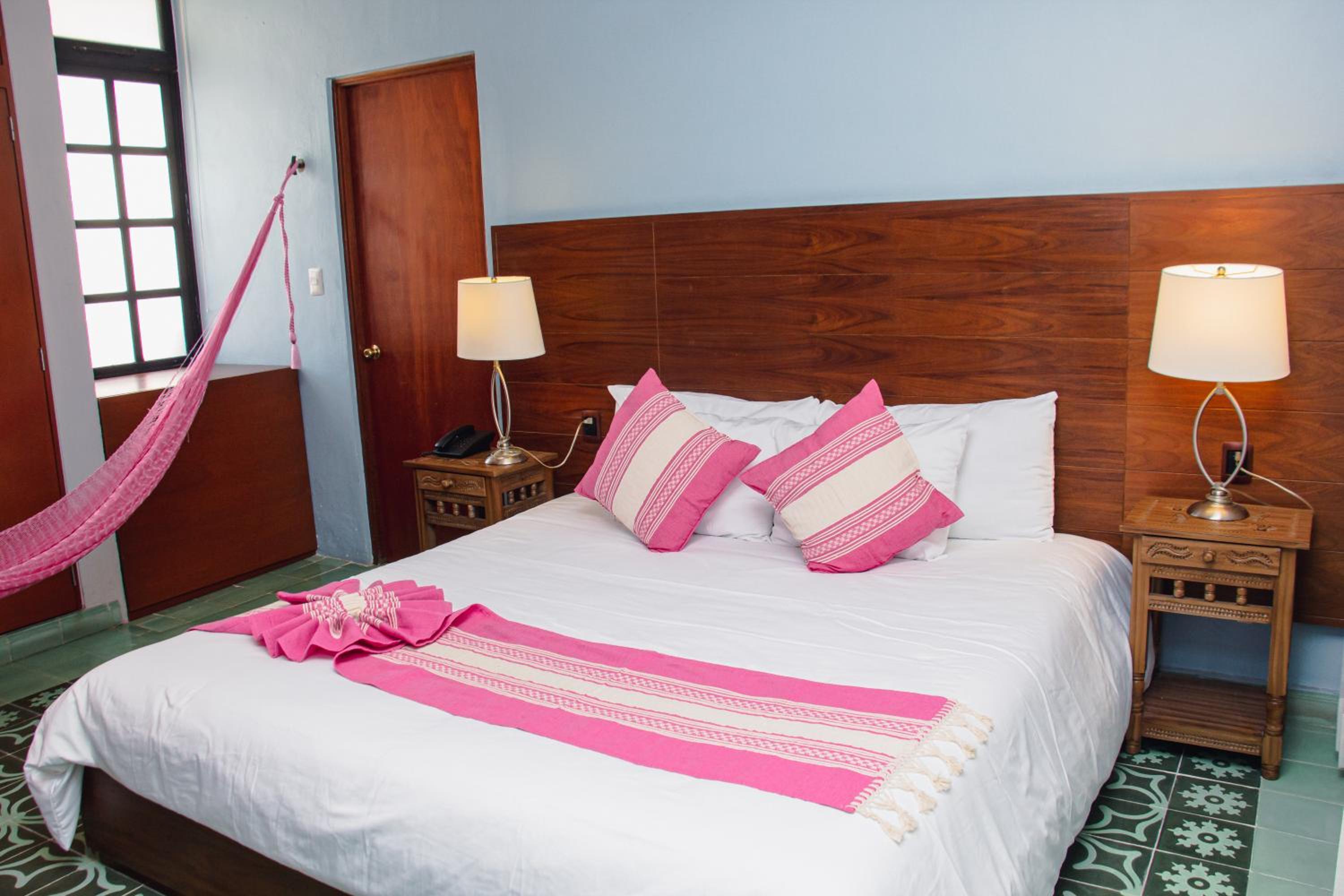 جناح بسرير كينج، Hotel Marionetas 10/10