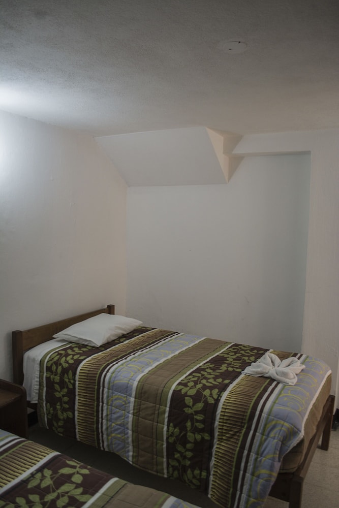 Hotel Ajau Colonial 33/50