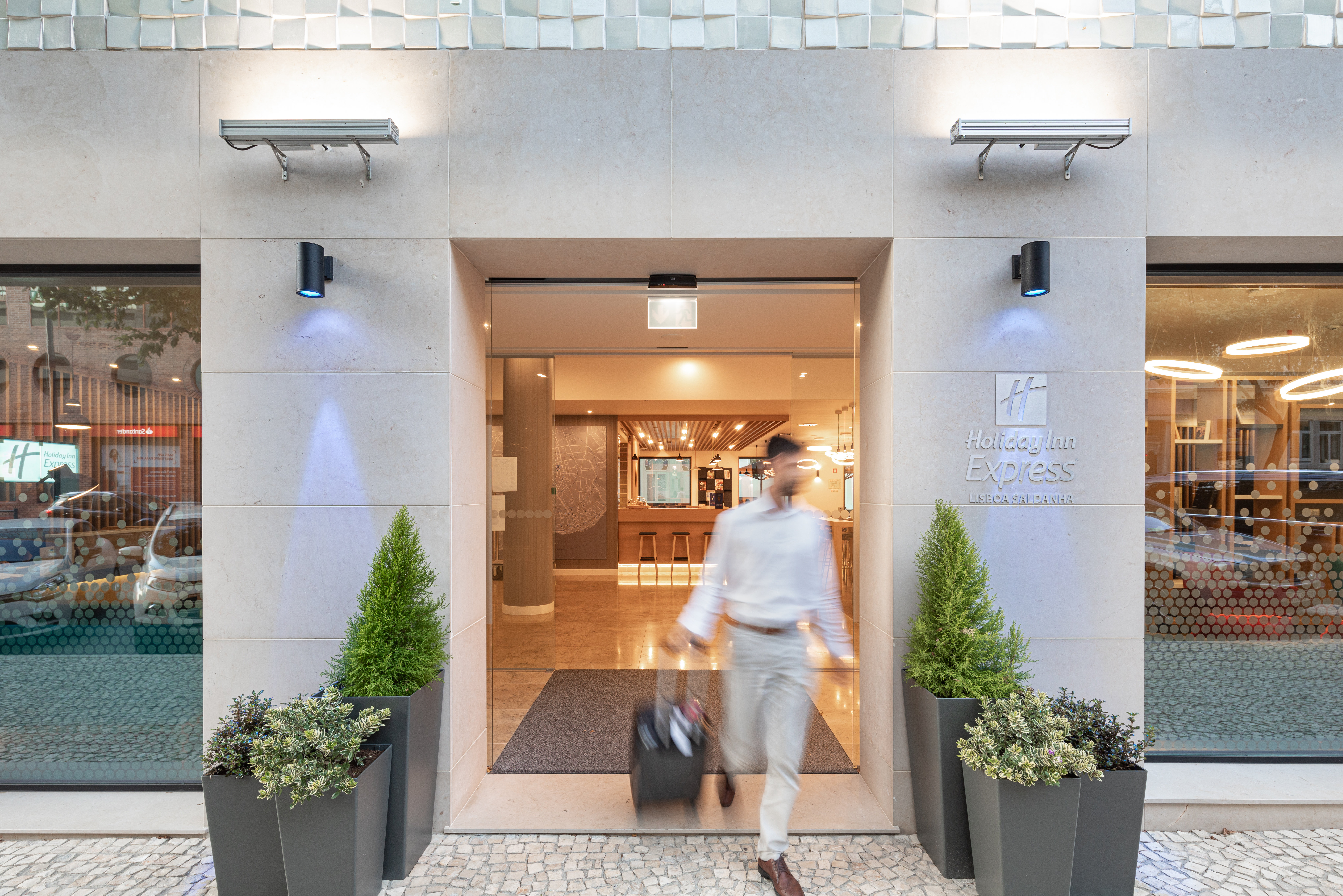 Holiday Inn Express Lisbon - Plaza Saldanha 3/44