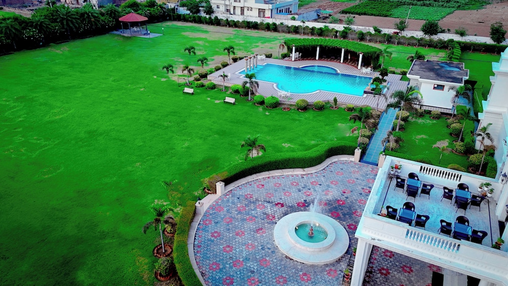 Umaid Farm Resort A Legacy Vintage Stay In Jaipur 40/50