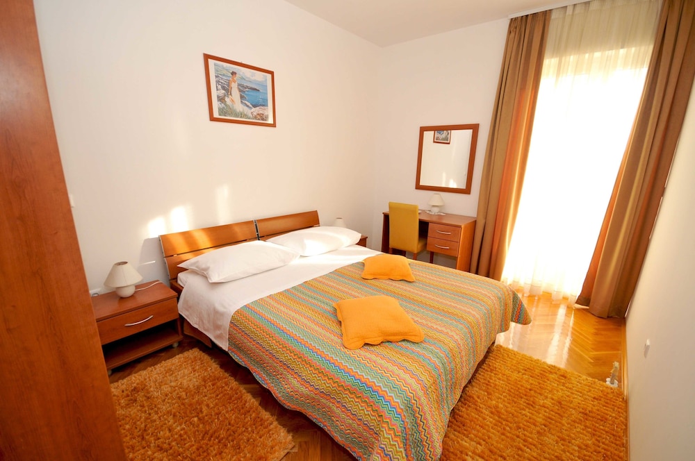 Apartmani Trogir 11/50