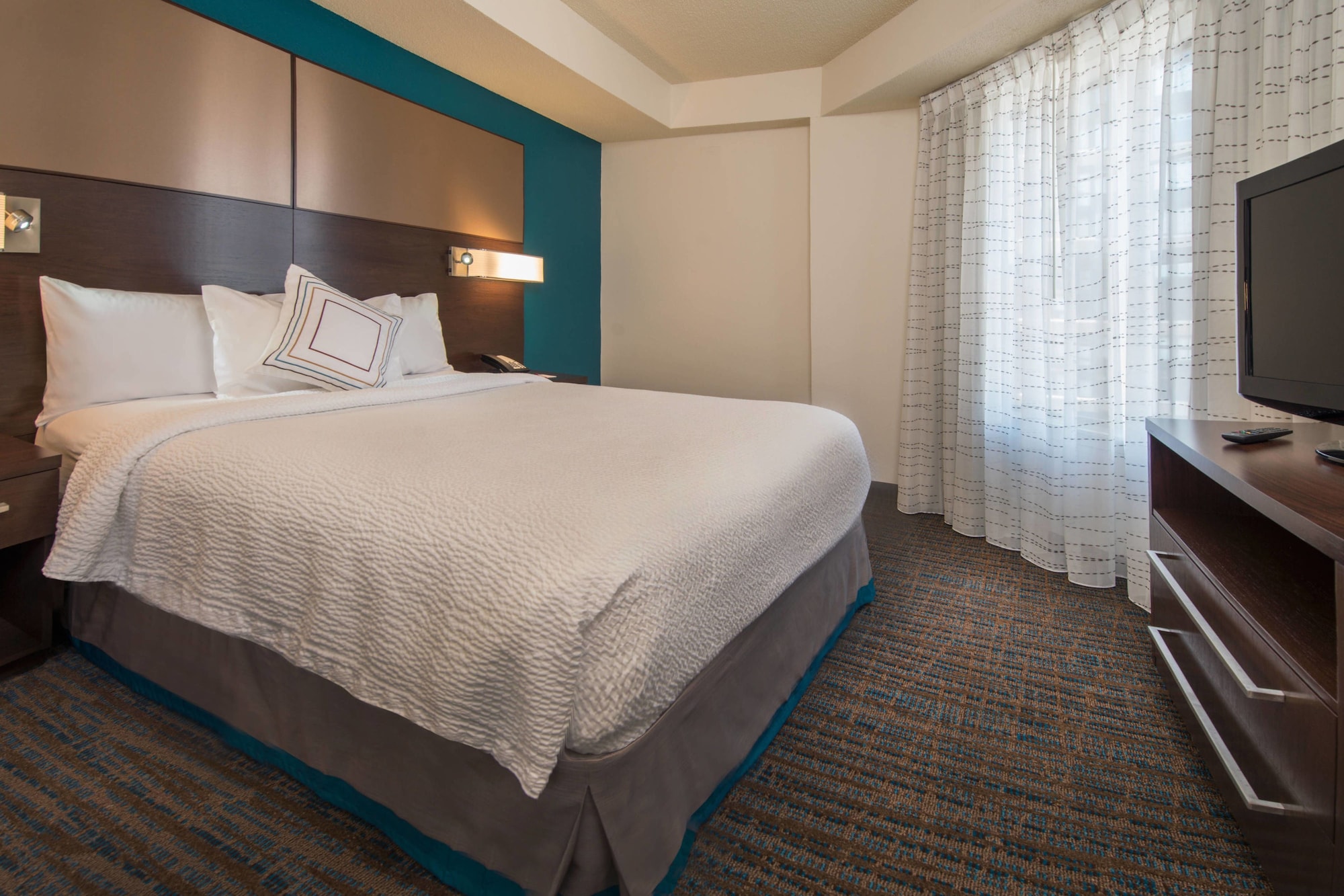1 Bedroom, Suite