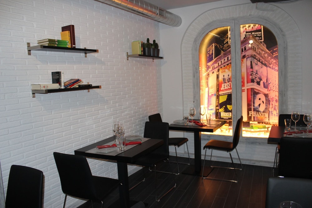Hostal Le Vintage 20/23