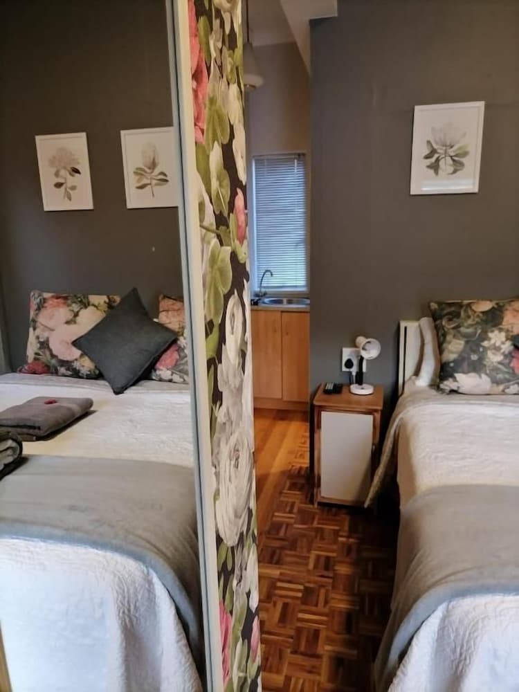 Padlangs Self Catering 18/47