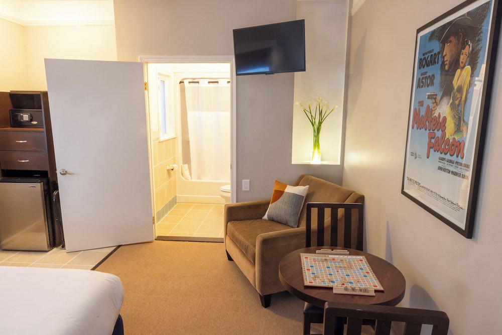 The Hotel Hollywood - Westsiderentals 50/75
