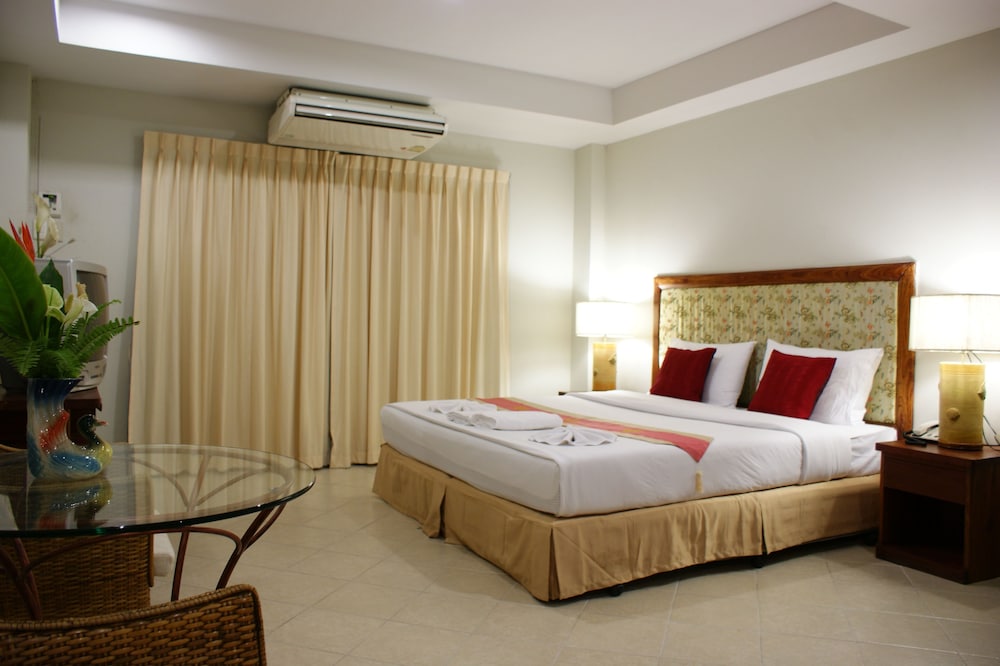 Bella Villa Pattaya 3rd Road 27/50