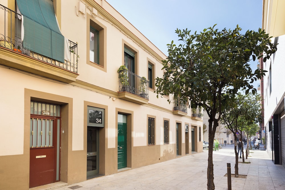 Lugaris Rambla 4/79