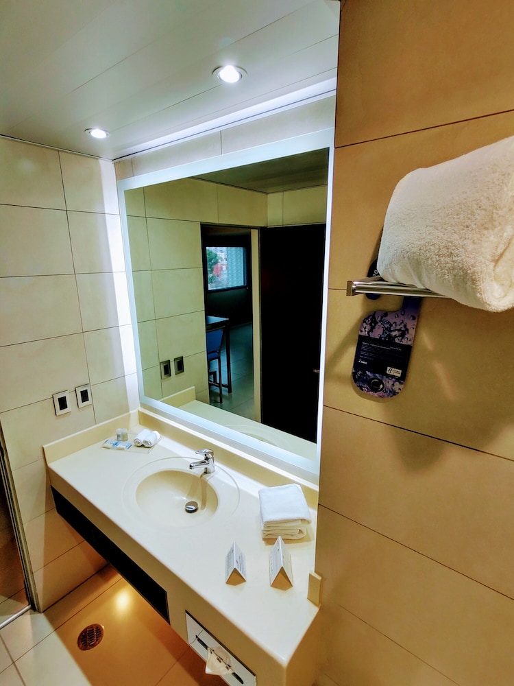 Holiday Inn Express Mexico Basilica 28/52