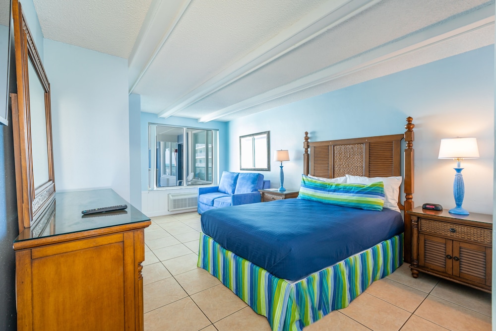 Fantasy Island Resort 4/36