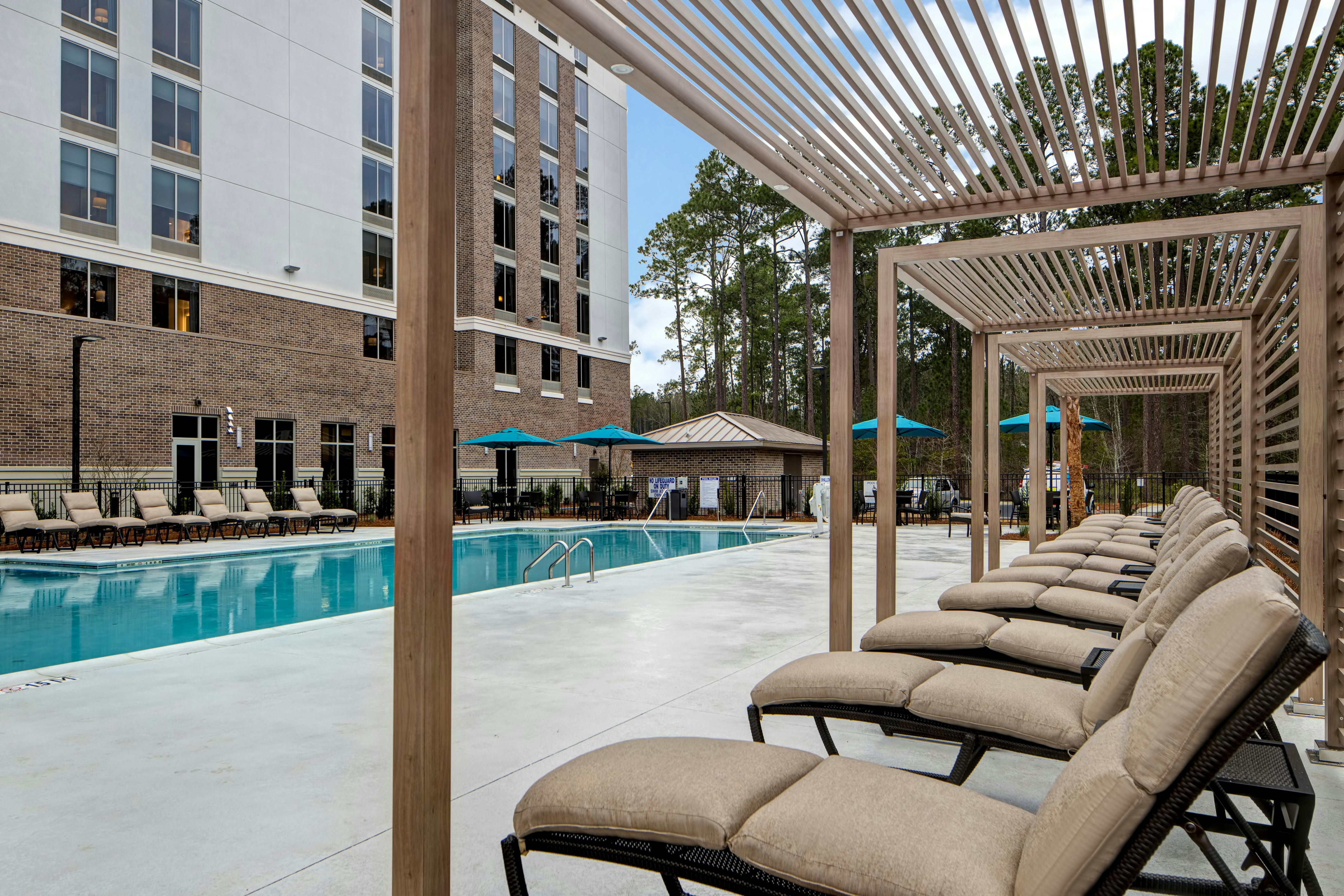 Hilton Garden Inn Summerville 11/36