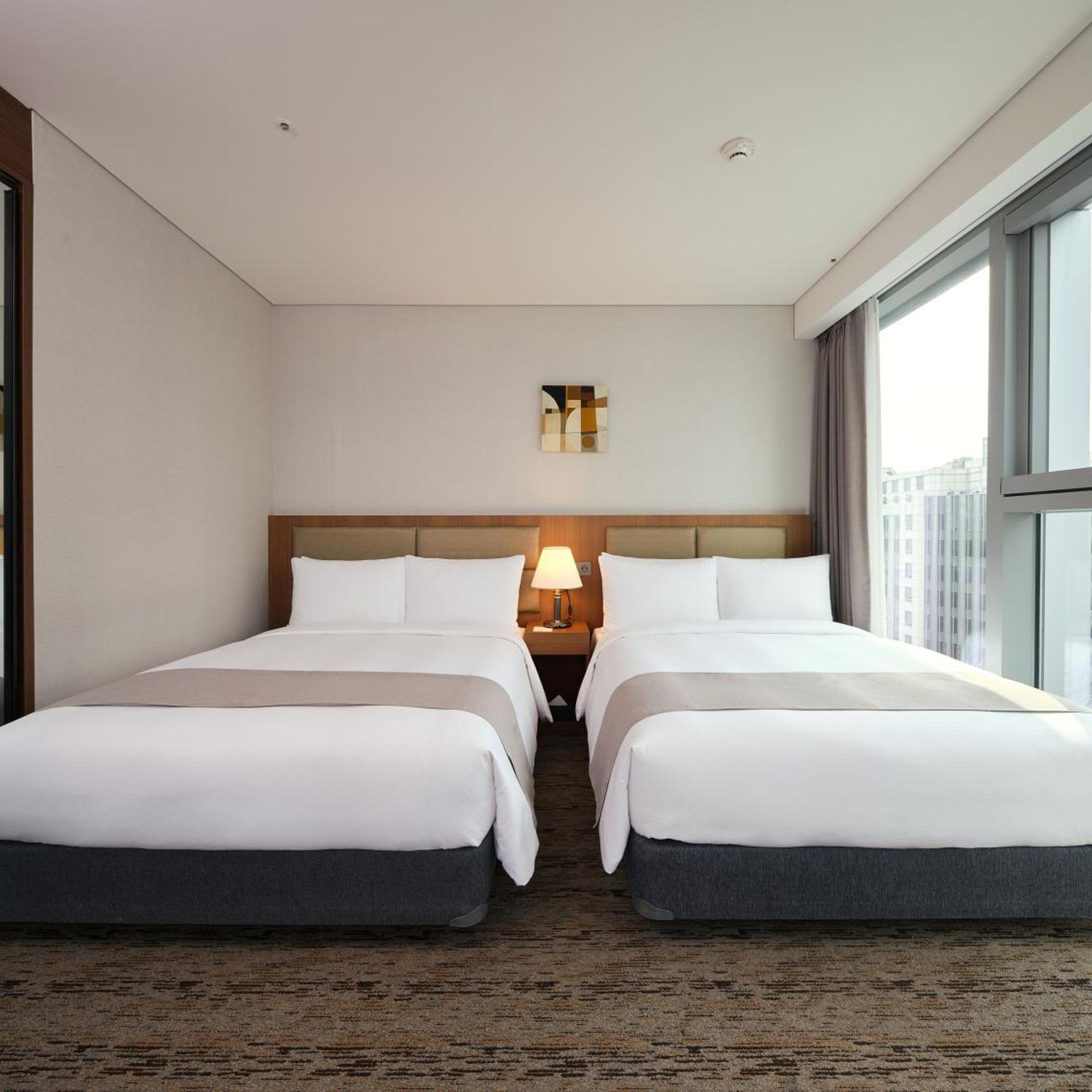 Efficiency, Family, Twin Beds