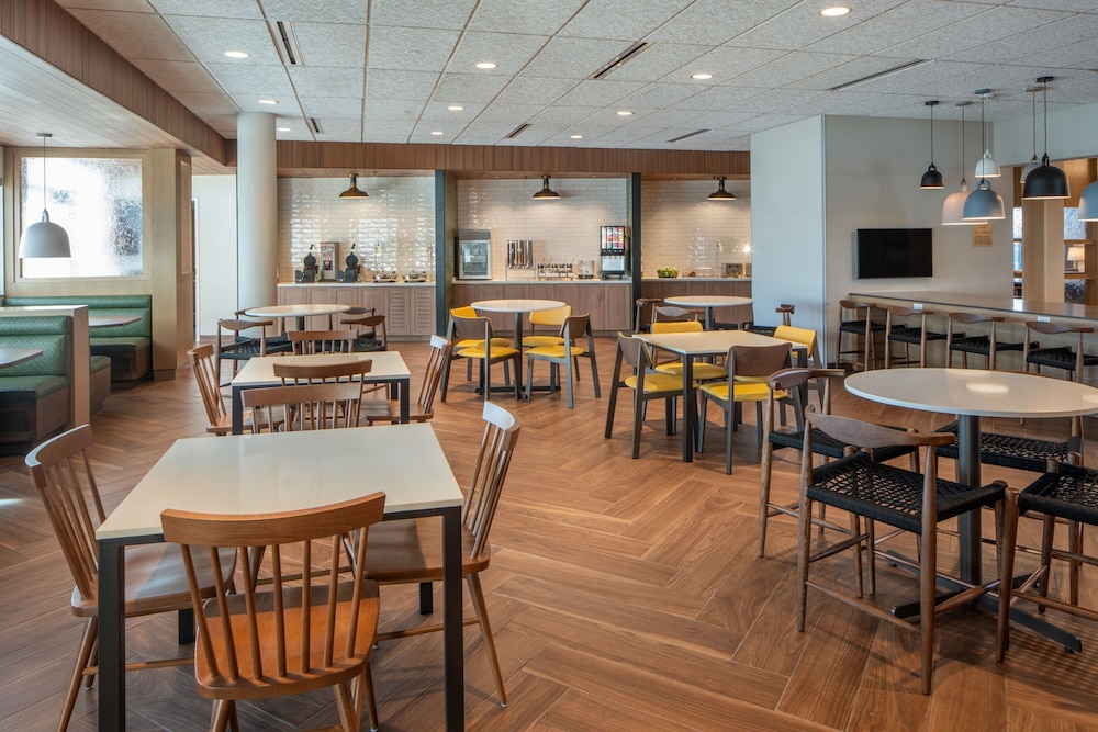 Fairfield by Marriott Inn & Suites Huntsville Redstone Gateway 8/17