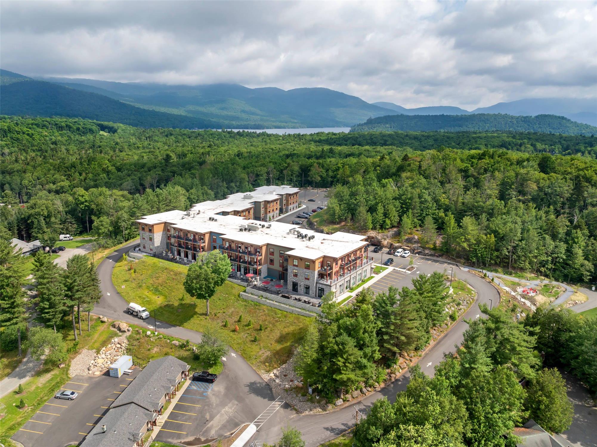 Cambria Hotel Lake Placid - Lakeside Resort 7/26