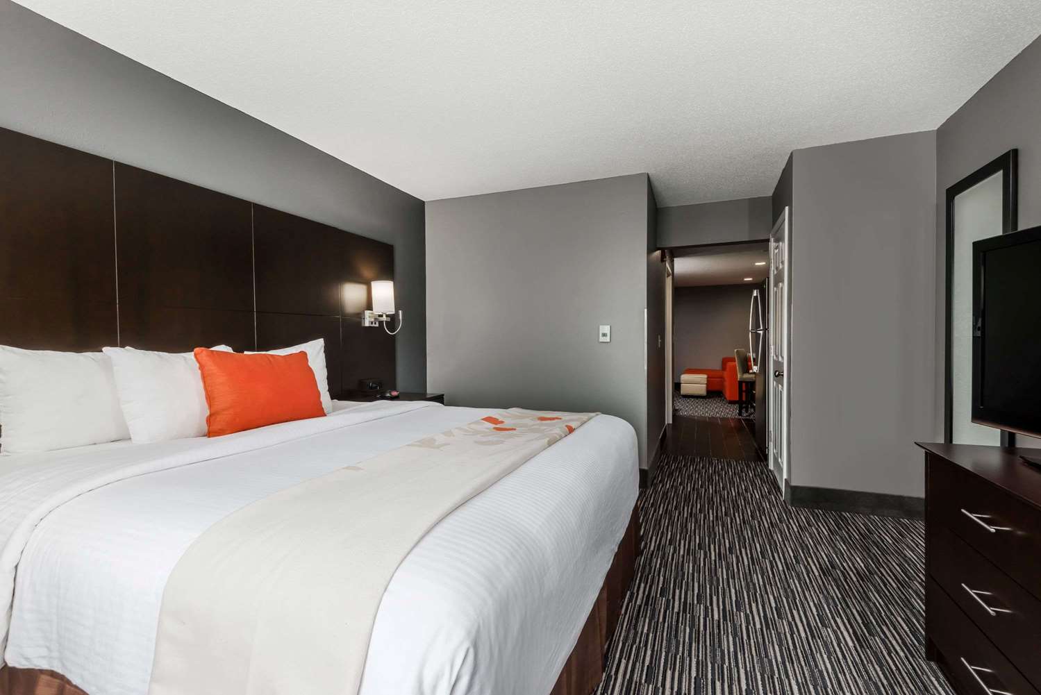 Hawthorn Suites By Wyndham Columbus West Hotel 4/12