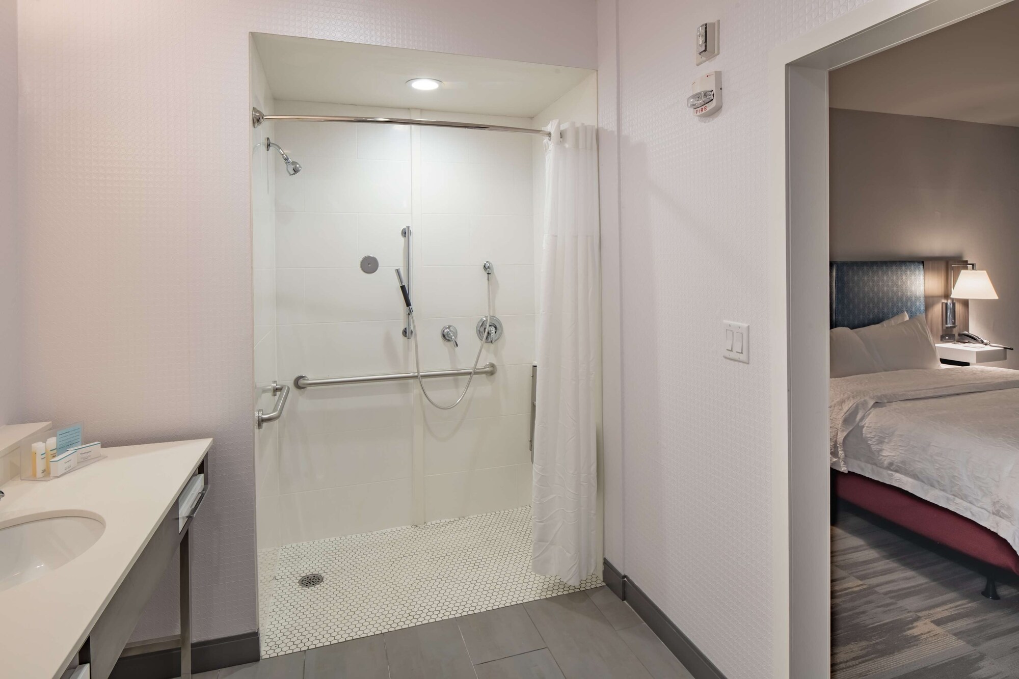 جناح بسرير كينج مع أريكة لذوي الإعاقة، Hampton Inn And Suites Dallas/Plano Central 4/5