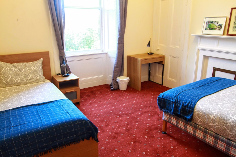 Airdenair Guest House 16/50