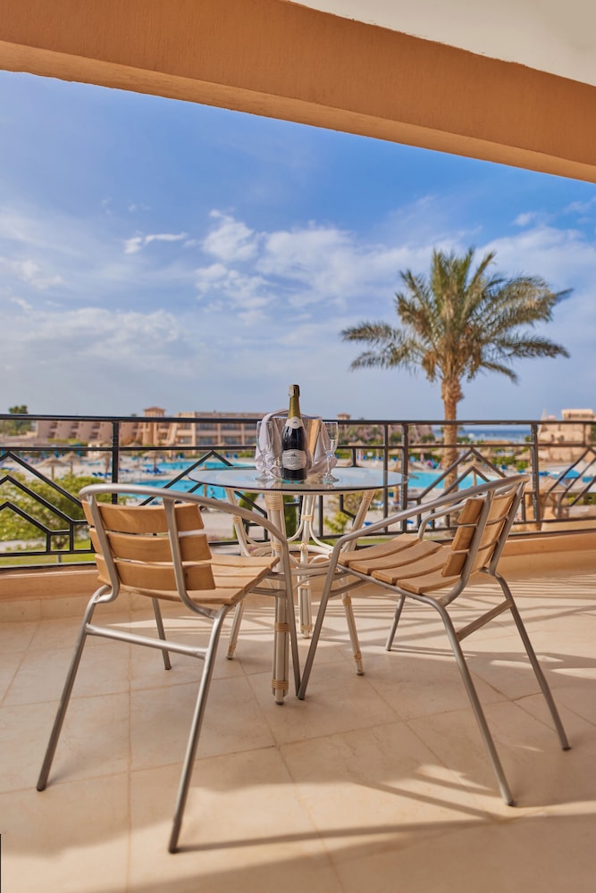 Jasmine Palace Resort and Spa 46/72
