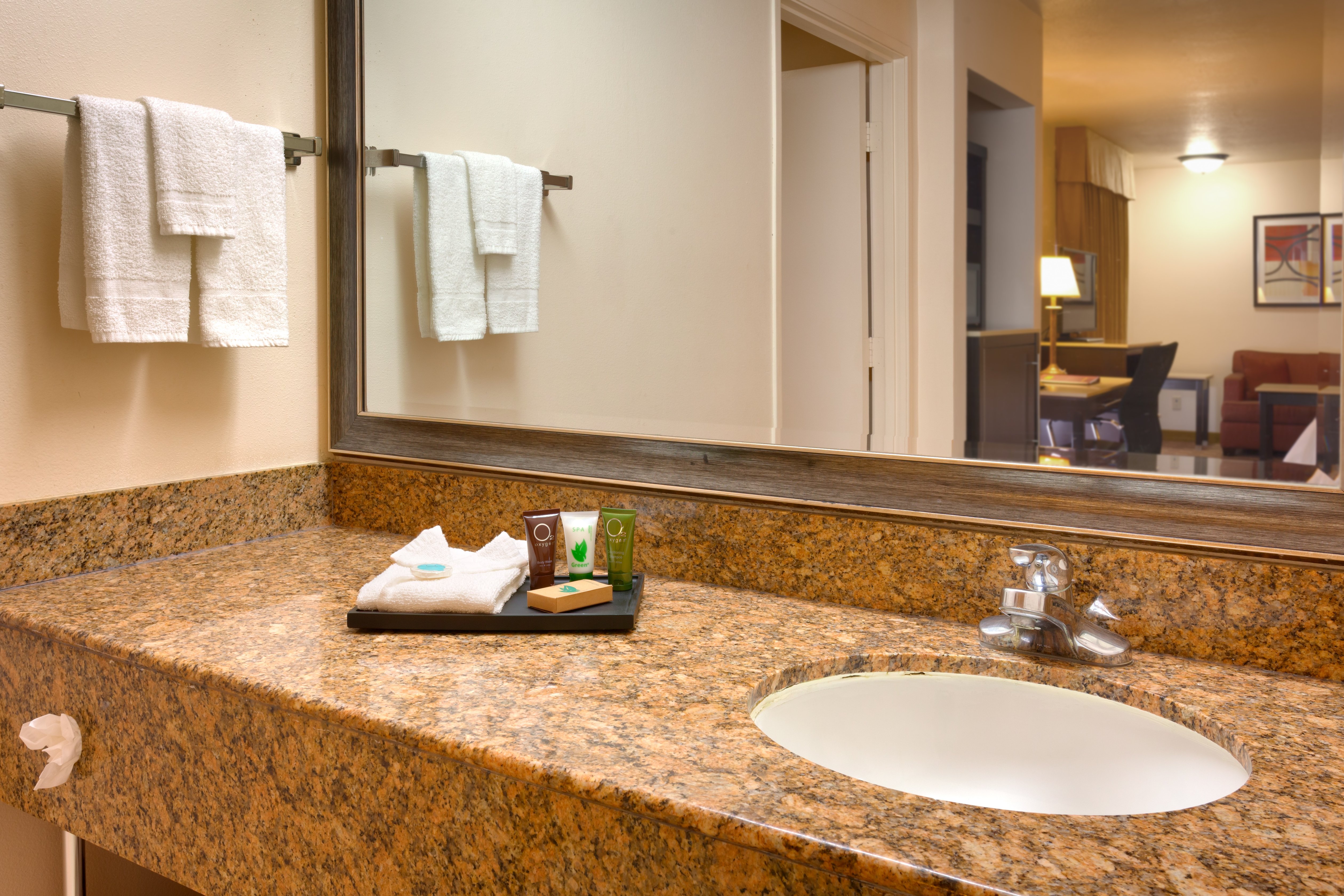 Cortona Inn And Suites 75/78