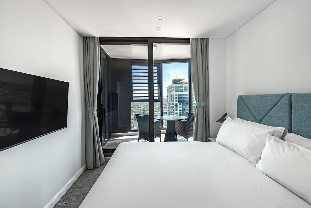 Meriton Suites Surfers Paradise 15/50