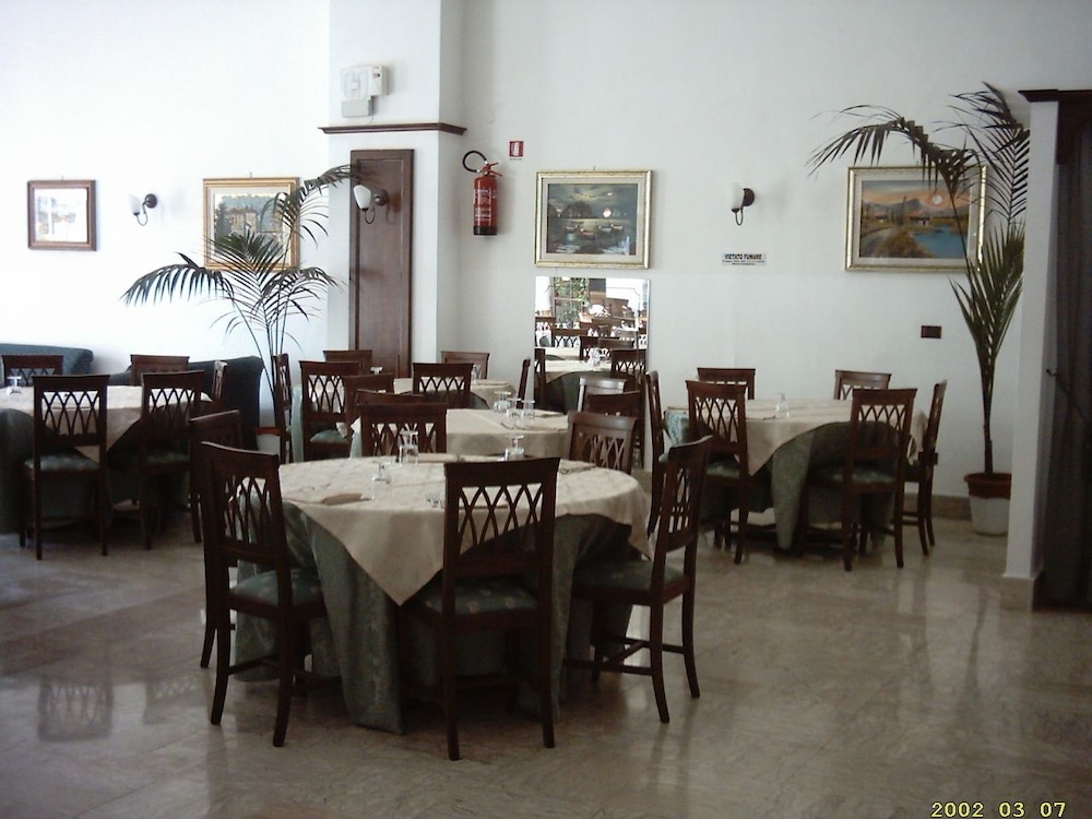 Hotel Calabria 31/50