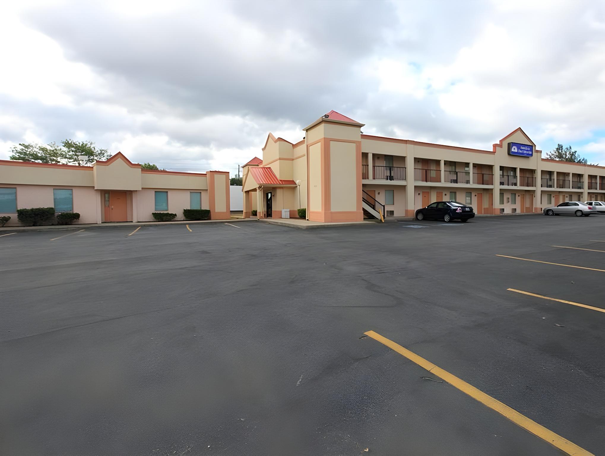 Americas Best Value Inn - Indy Northwest 20/27