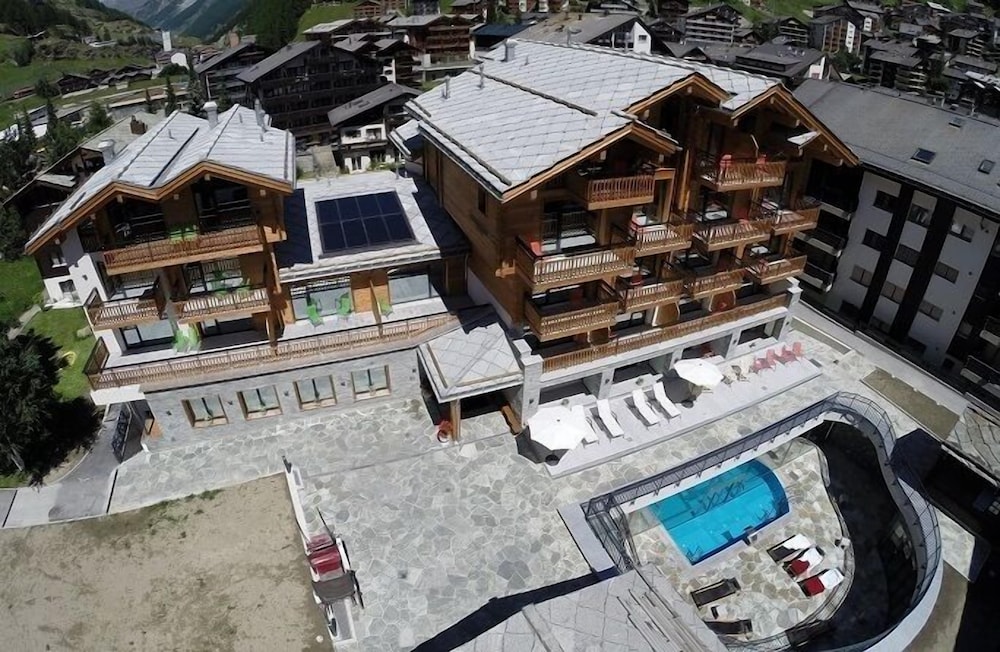 Alpenhotel Fleurs de Zermatt 7/66