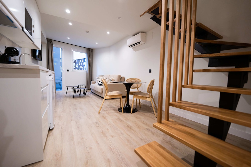 Oasis Hostel Malaga 32/39