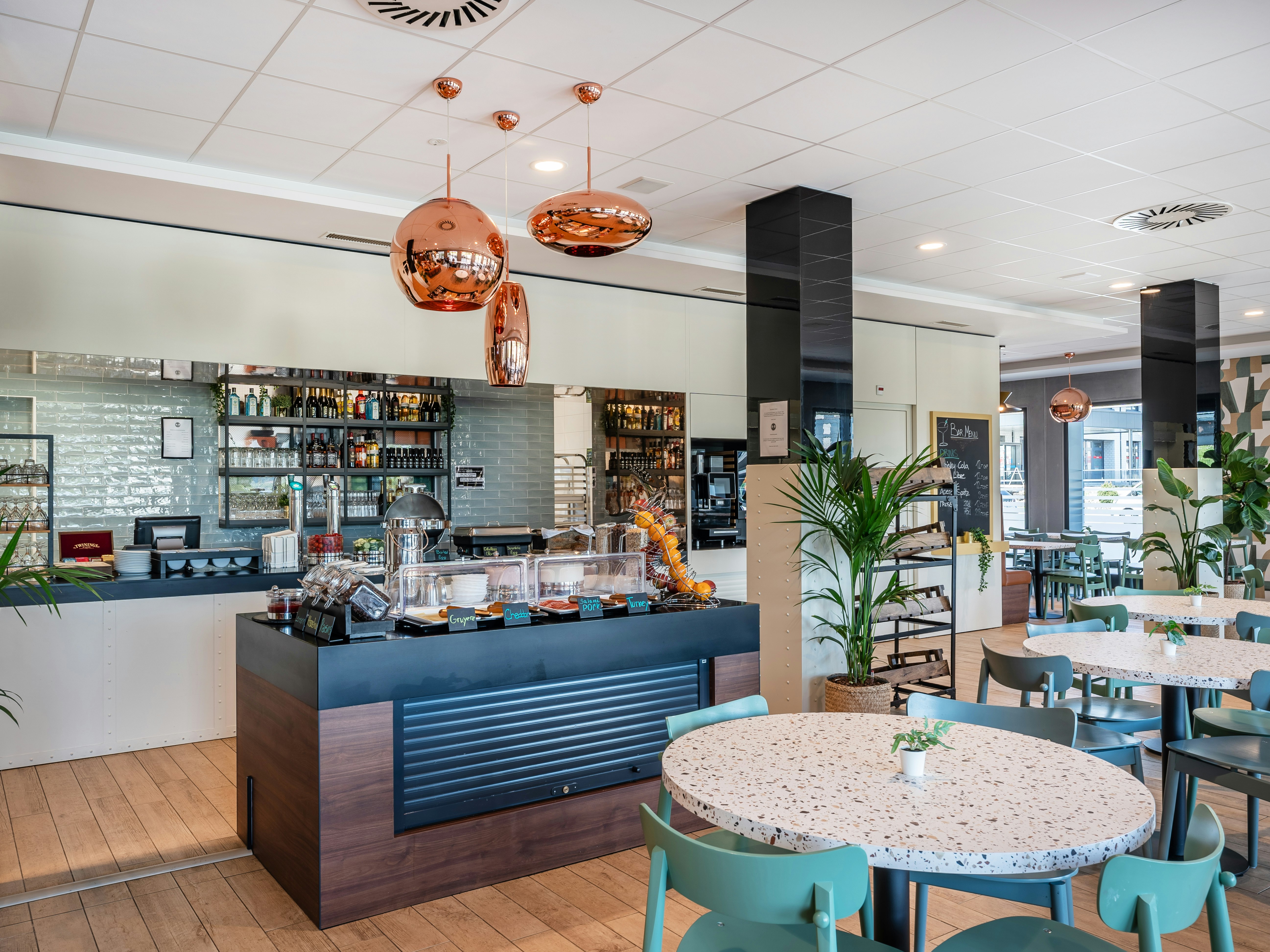 B&B Hotel Zurich Airport 27/38