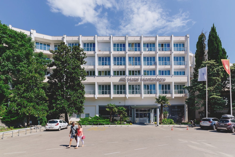 Hotel Montenegro Beach Resort 77/81